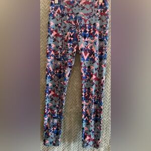 LuLaRoe Pastel Geometric Print Leggings